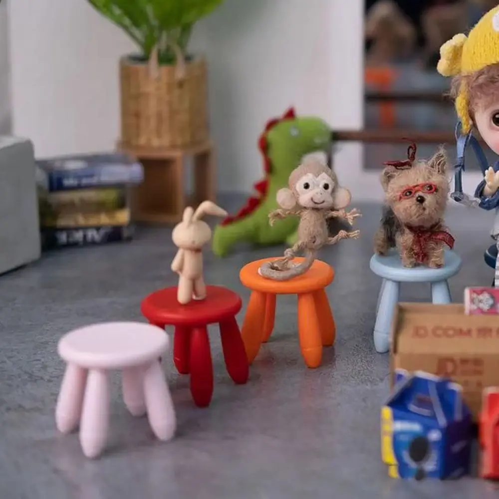 هدية دمية ملونة البراز 1:12 مقياس إكسسوارات دمي أثاث مصغر لعب منزل لعبة كرسي صغير بلاستيكي