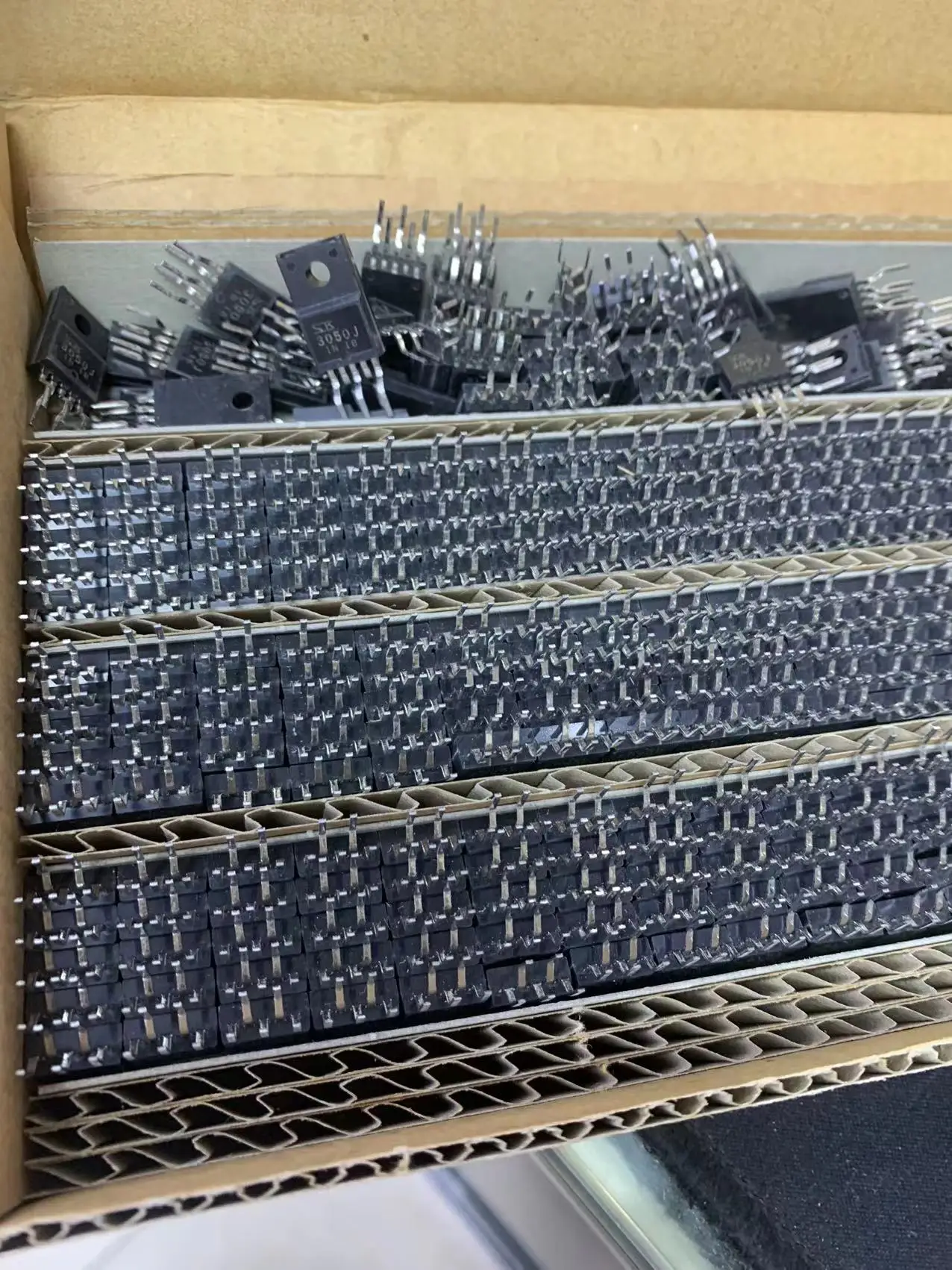 BM Matching e One-Stop Chip, SI-3050J, Original, Compra, 1Pc