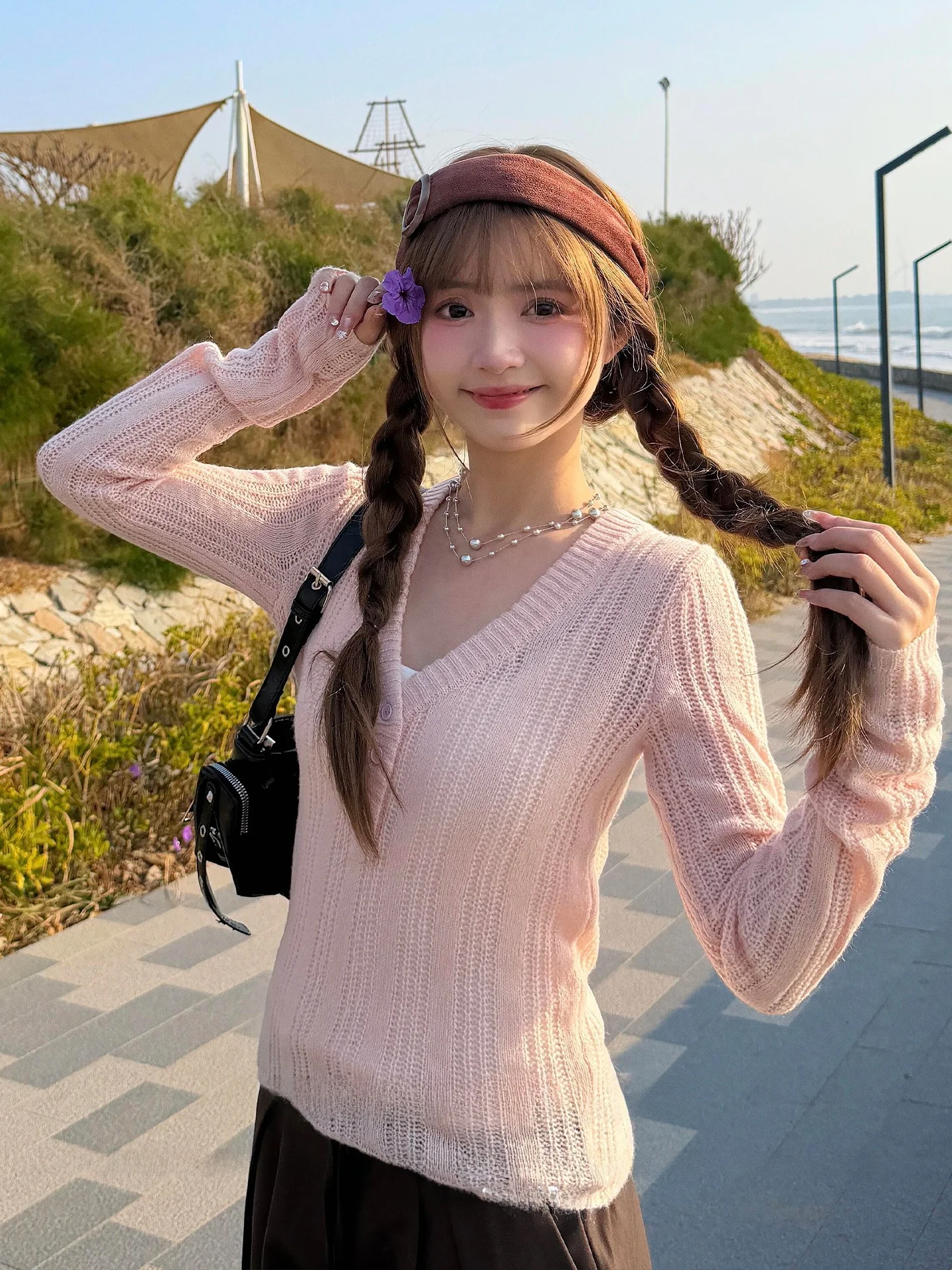 

Korean Style V-Neck Hollow out Knitwear Women's Slim Fit Pink Sweater Spring Fashion Casual Breathable Long Sleeve Top