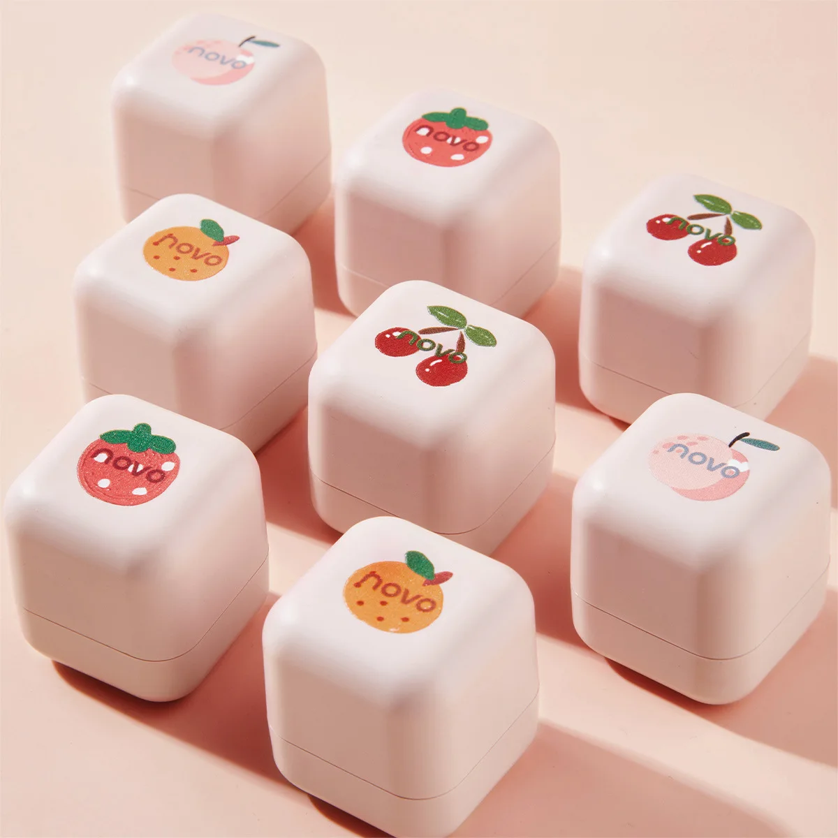 بودينغ صغير تغيير درجة الحرارة بلسم الشفاه دائم مغذي أحمر الشفاه الخوخ العناية بالشفاه أحمر الشفاه قاعدة شفافة إصلاح ملمع الشفاه