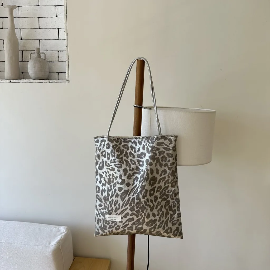 Women'S Shoulder Bag Street Silver Gray Bag Canvas Shoulder Bag Magnetic Closure Large Capacity Tote For Outings Shopping Date