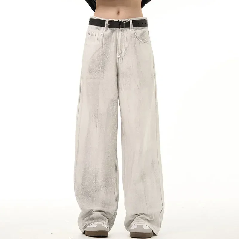 

European and American New Style Washed and Distressed Loose Droopy Jeans for Men, Retro Dirty Jeans for Spring and Autumn.