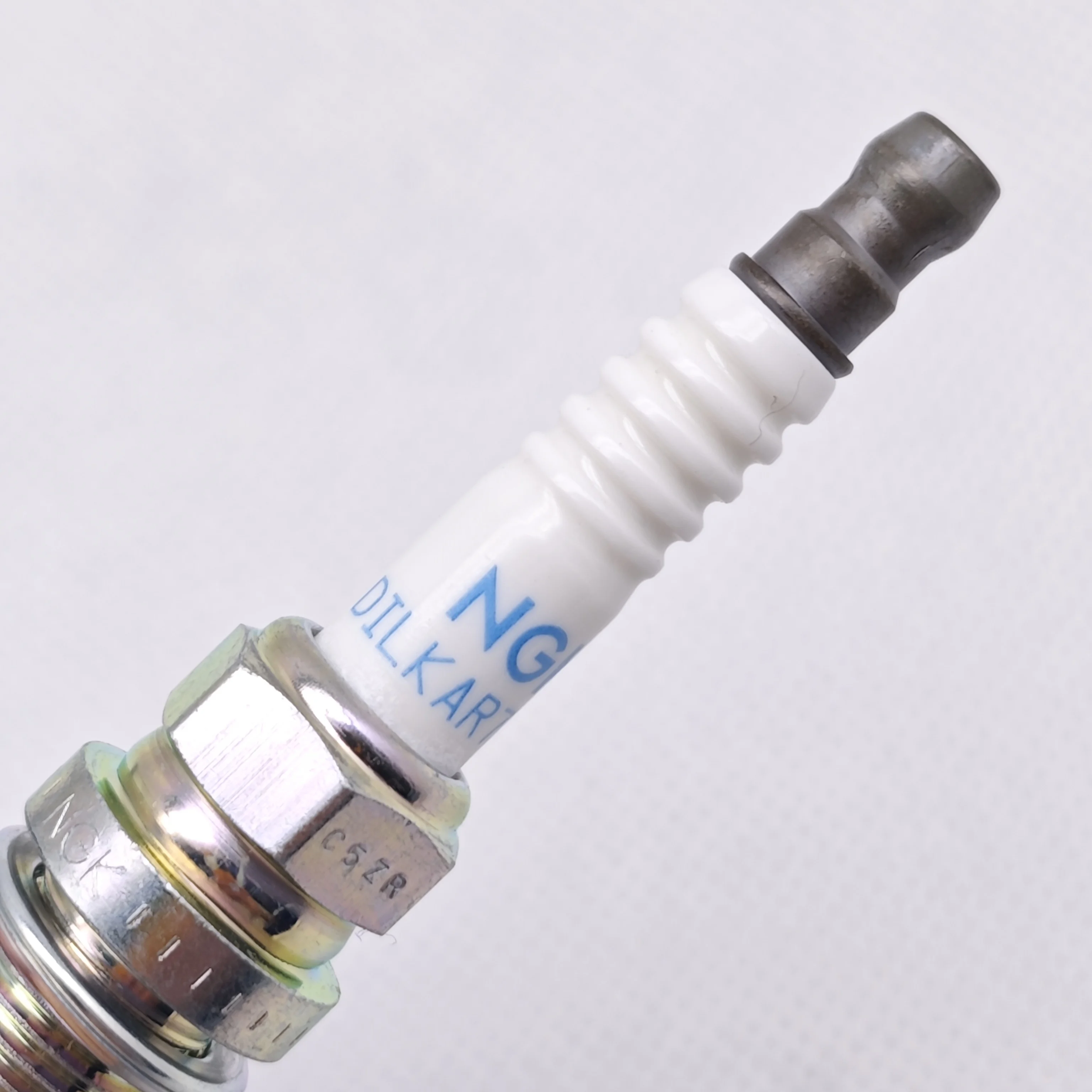 4pcs Original NGK Iridium Spark Plug DILKAR7D11H 90565 Suitable