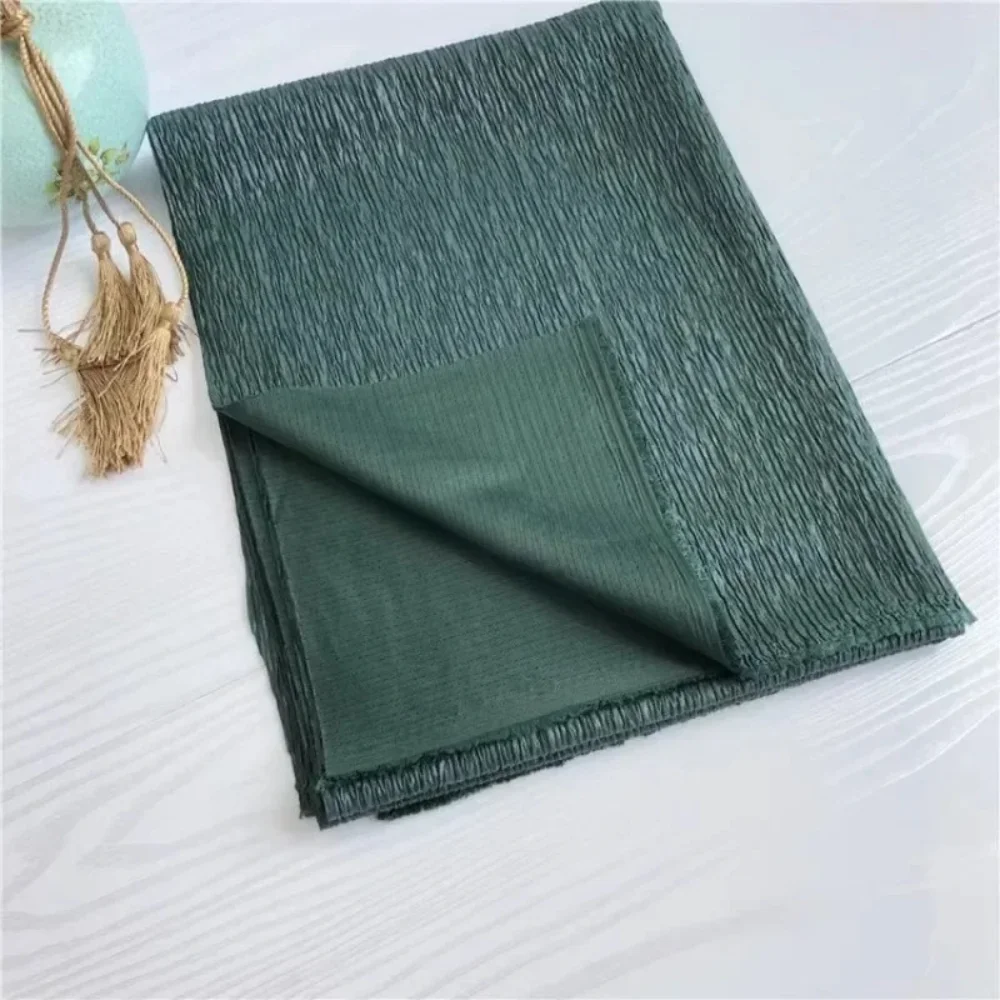 ニット樹皮風しわ加工生地ダークグリーンプリーツ服飾スカートジャケットカーテン装飾布diy縫製用メーター単位販売