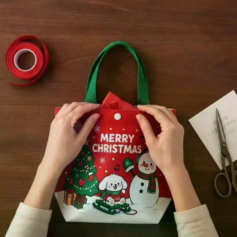 Christmas Handheld Cloth Bag Cartoon Santa Print Reusable Xmas Gift Pouch for Holiday Party Decor Kids Present Wrapping