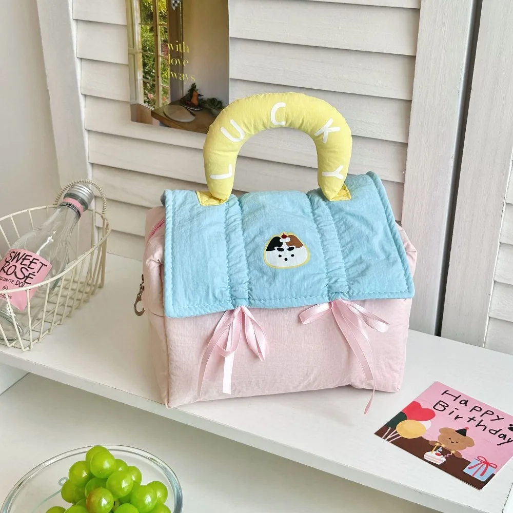 

Cute Dopamine Color Cute Cabin Makeup Bag House-shaped Square Handheld Cosmetic Case Organizer Case Zipper Toiletry Bag Ladies