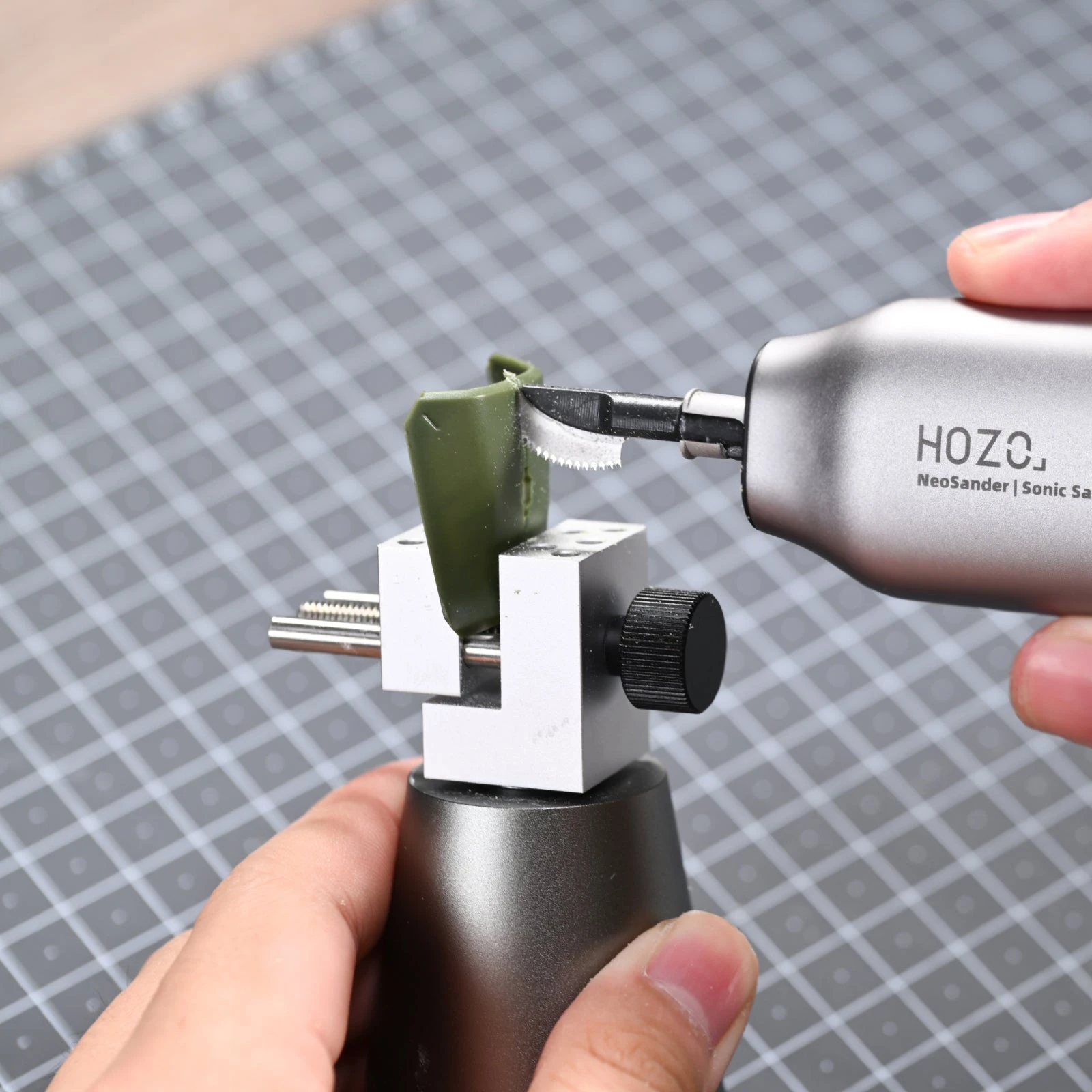 HOZO NeoSander Handheld Sander Reciprocating Linear Motor 13000 SPM Adjustable Stroke for 3D Printing Model Making Woodworking