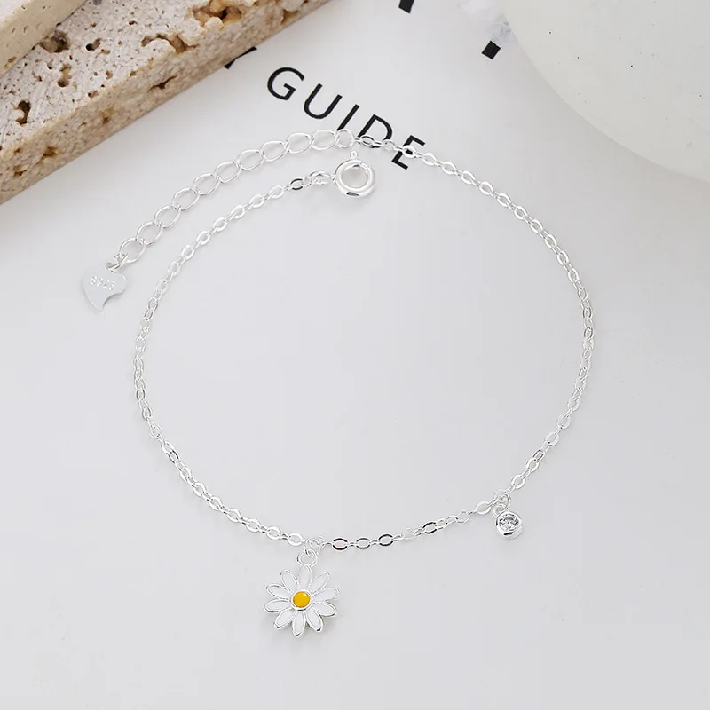 

New Simple Ins Wind Style 925 Sterling Silver Daisy Bracelet with Zircon Trendy Female Valentine's Day Gift for Girlfriend