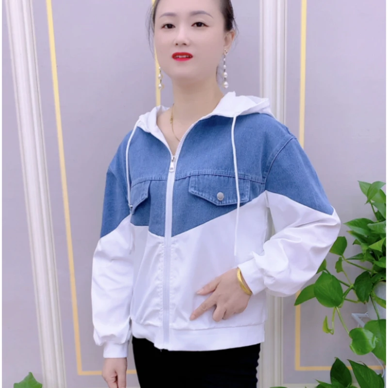 Cowboy Jacket Women's Fashion Contrasting Color Spring and Autumn 2026 New Short Style Loose Long Sleeved Hooded Jacket