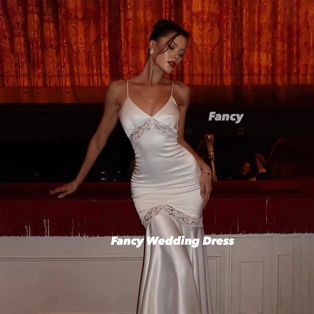 Ausgefallenes sexy Spitzen-Abendkleid mit Spaghettiträgern, Meerjungfrau, ärmelloses Abendkleid, elastischer Satin, formelle Anlässe, individuell gestaltet