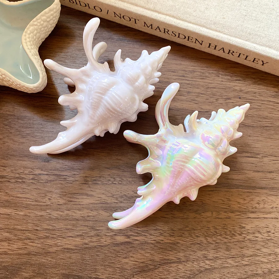 Large Size Seashell Conch Hair Shark Hairpin for Women Summer Ocean Shark Clip Marine Beach Vacation Hair Accessory
