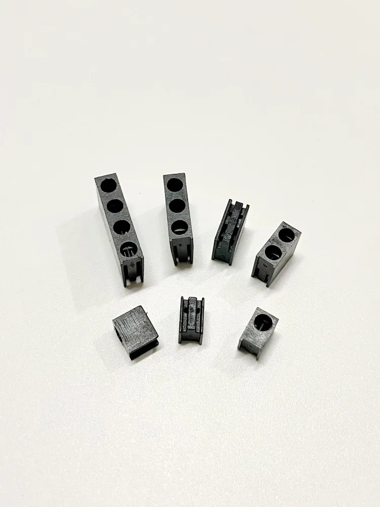 Black Plastic Material Rectangular Fixed Base Suitable For 3mm LED Holder Mount PCB Board 90° Right Angle Insulation Bracket