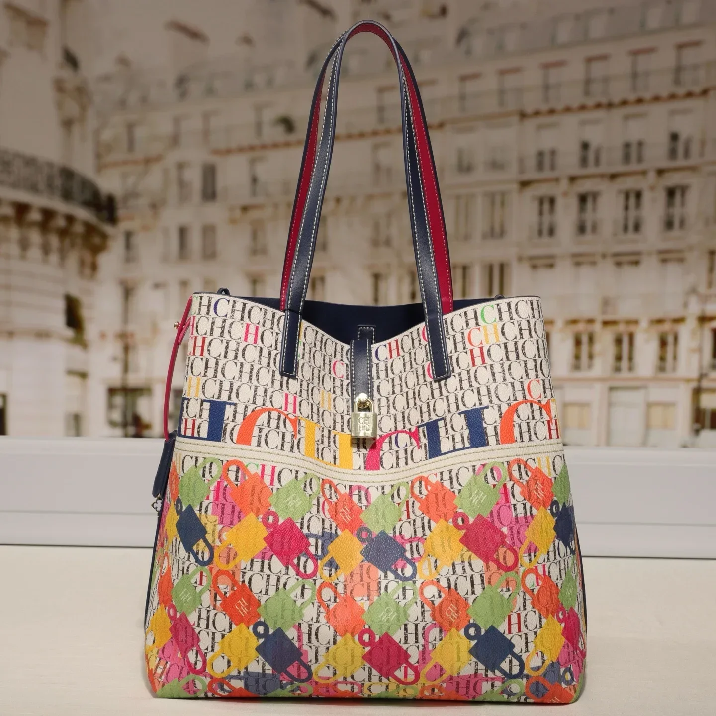 

Luxury Vintage Leather Handbag, Trendy Crossbody Tote With Solid Color And Letter Logo For Fashionable Commuter Women