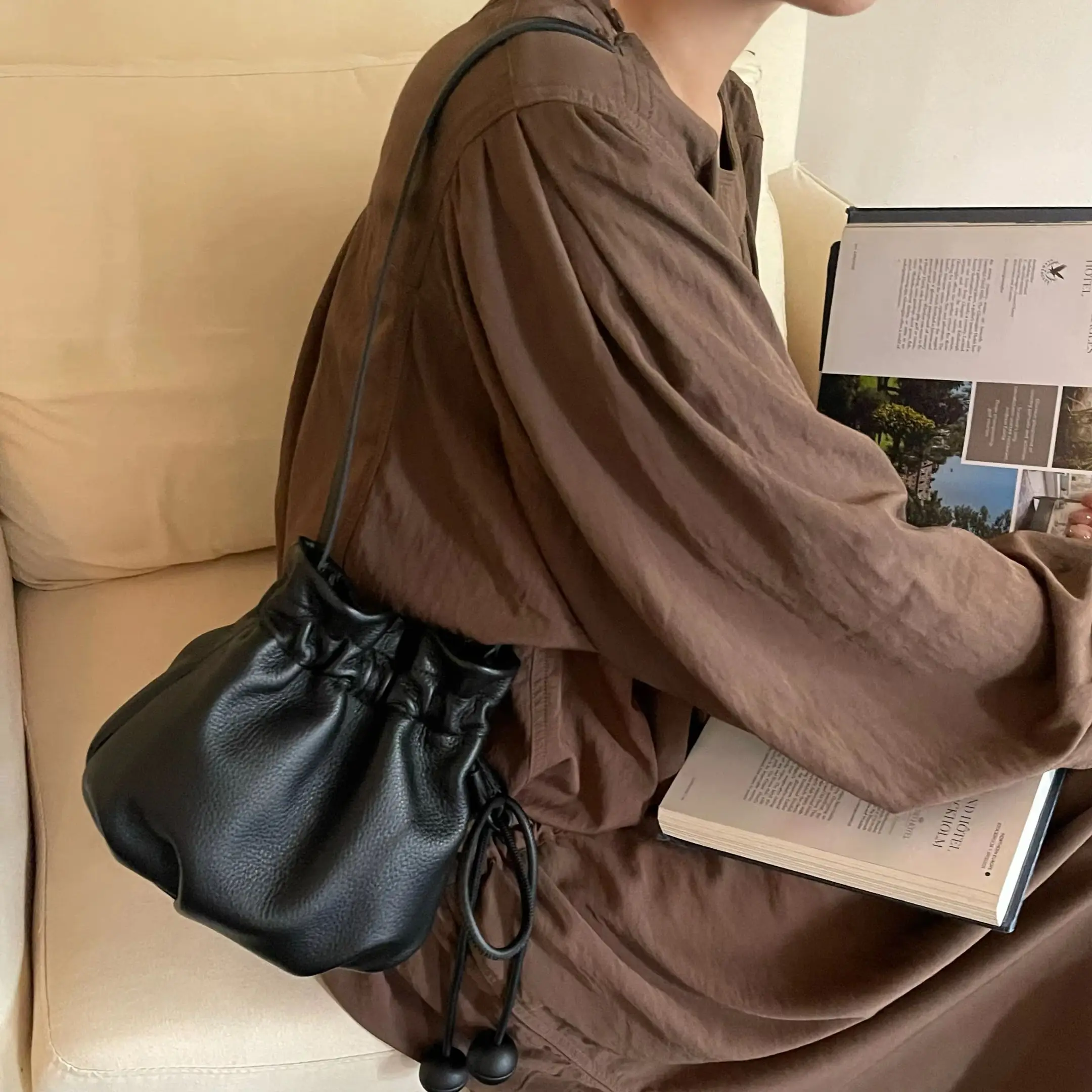 YANATARI Genuine Leather Dumpling Bag Shoulder Bag Handbag Women's Crossbody Bags Cowhide 2026 Large Capacity bucket bag