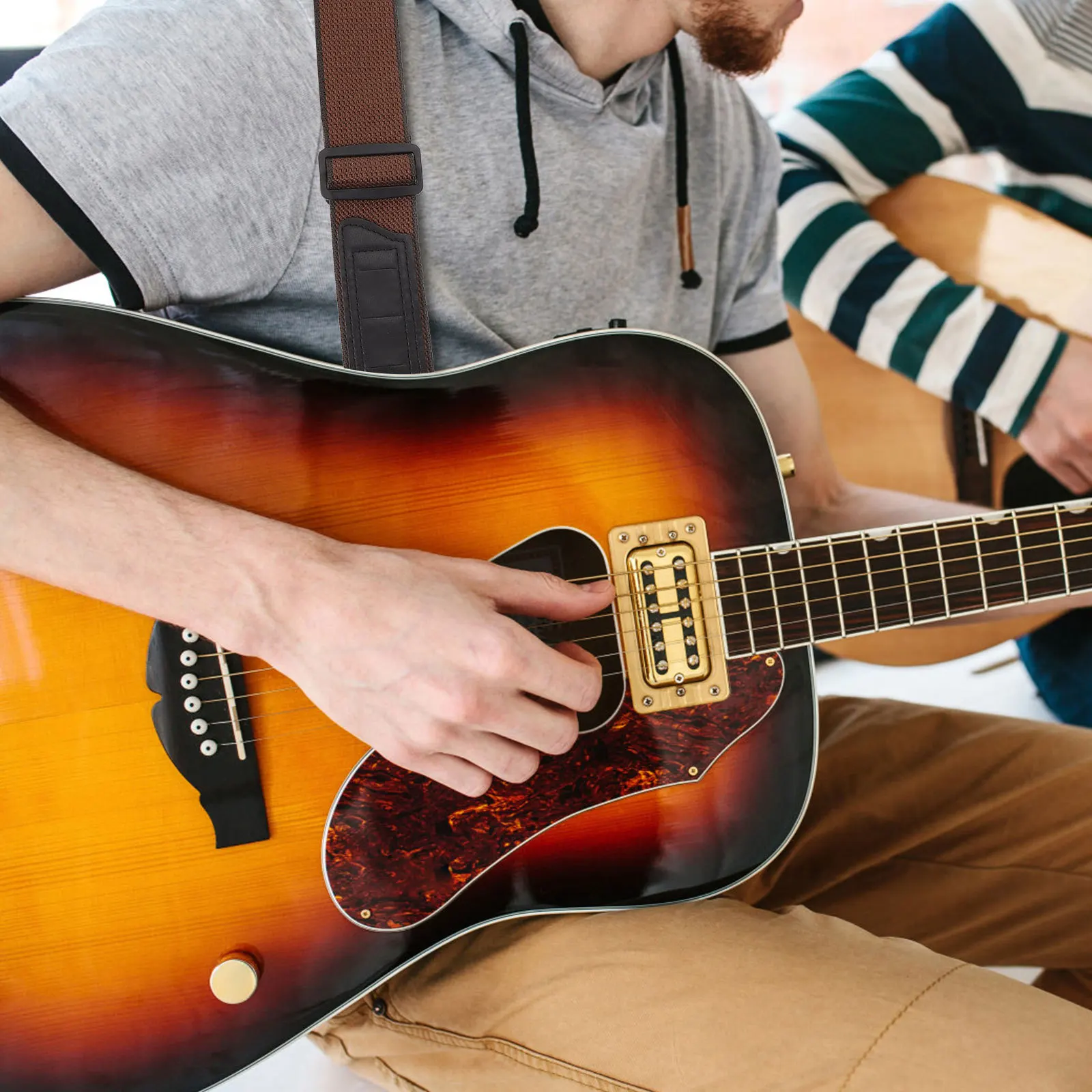 1 قطعة حزام الغيتار الكهربائي قسط القطن قابل للتعديل دائم ماصة للرطوبة تنفس الغيتار حزام الكتف ل