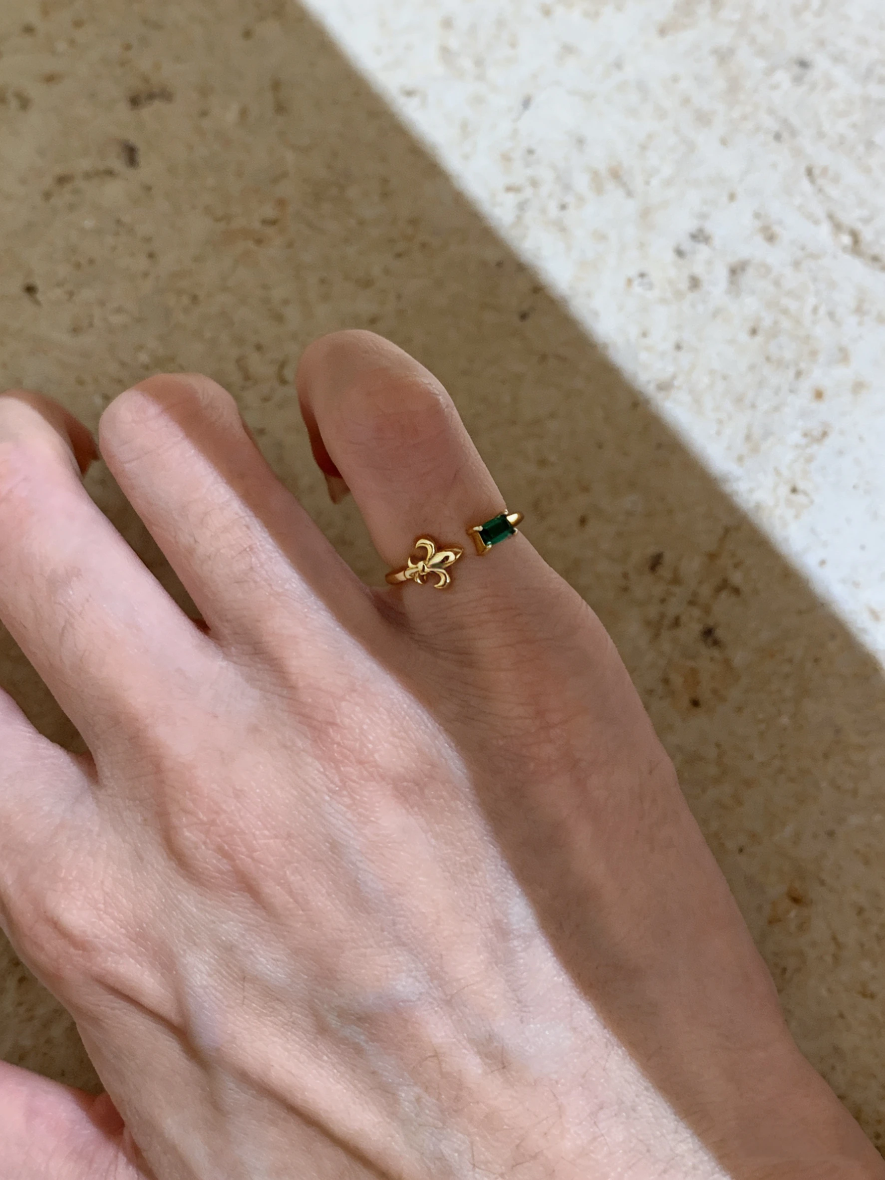 

Ретро-кольцо для женщин с дизайном цветка ириса, уникальное, в стиле эпохи Возрождения, высокая модность, позолоченное медью, женское кольцо