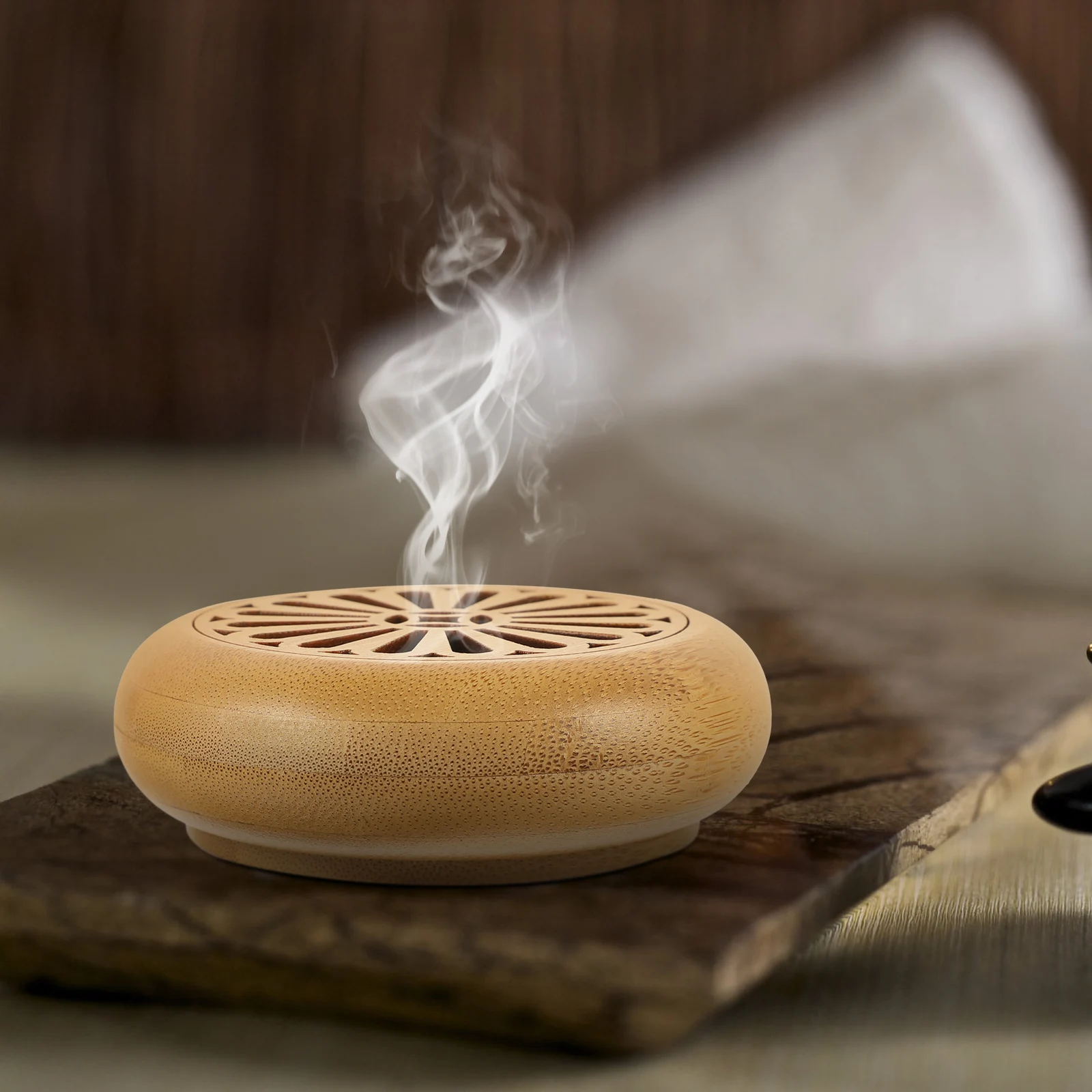 

Hollow Bamboo Incense Burner Fragrance Box Retro Incense Stove Decorative Adornment for Any Space Carved Aroma Furnace