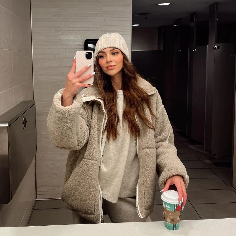 

Женская белая куртка из искусственного меха на молнии, однотонная куртка с воротником-стойкой, пушистая роскошная теплая свободная плюшевая куртка, теплое искусственная шерсть