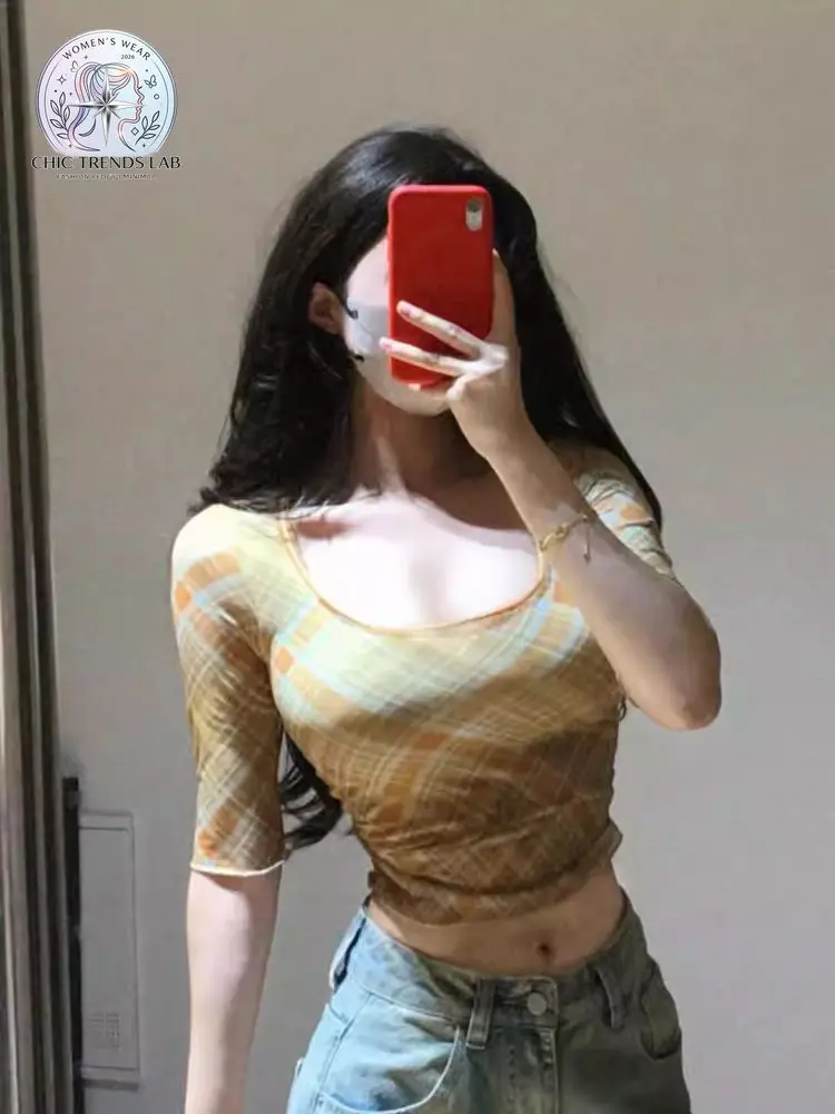 Y2K Plaid Knit Short Sleeve Top Women Retro Yellow Checkered Scoop Neck T Shirt 90s Preppy Cottagecore Aesthetic Slim Fit Tee