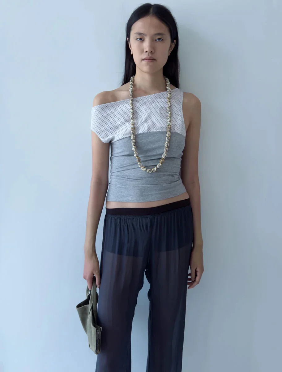 Taurasi Grey Mesh Patchwork Shoulder-Sleeved T-Shirt with Digital Print Blouse Top