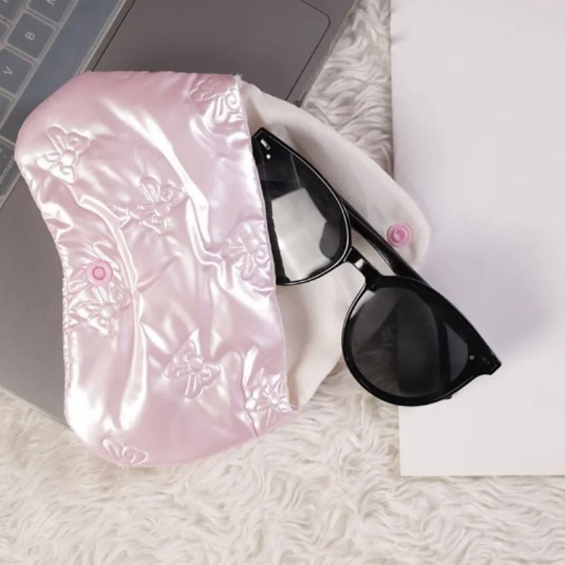 Pink Leather Glasses Storage Pouch Embossed Bow Heart Pattern Portable Eyewear Bag for Sunglasses & Eyeglasses