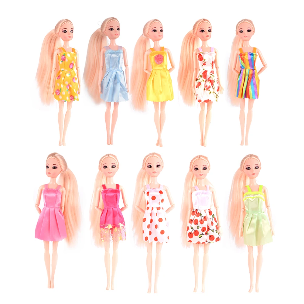 

10 pcs Fashion Handmade Dresses outfit doll Toy (color random)