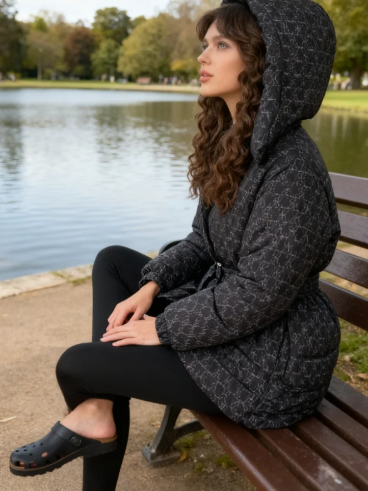 

Winter Warm Hooded Thick Women Jackets 2025 New Fashionable Print Lace Up Loose Female Cotton Coats Casual Lady Parka Outerwears