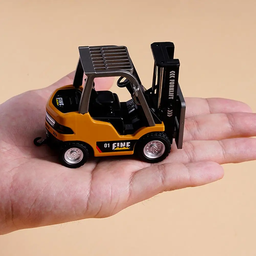 1:64 Scale Mini Desktop Alloy Forklift Remote Control Vehicle with Bluetooth Simulated Engineering Model Remote-Controlled Car