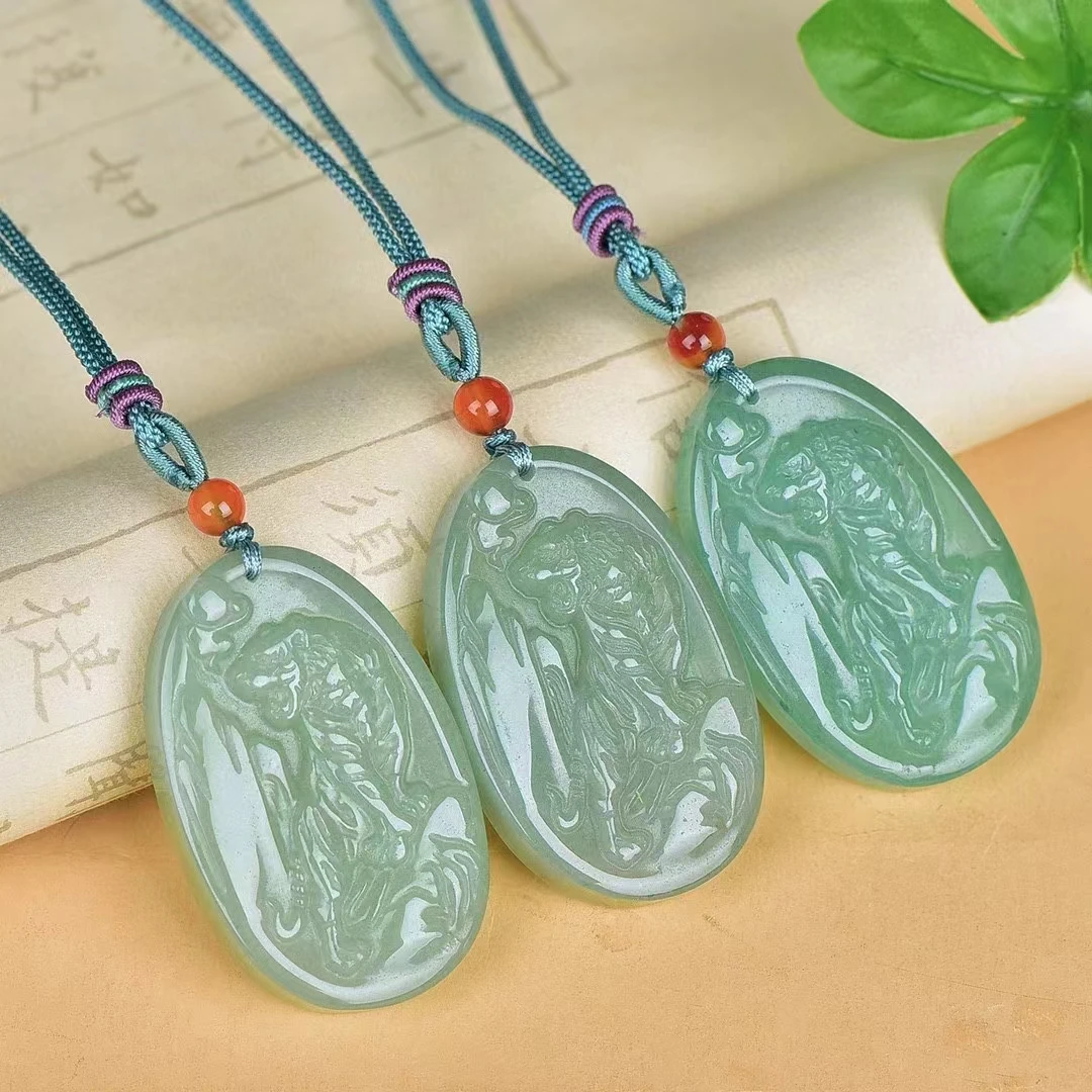 Aventurine Jade Fortune Zodiac Tiger Pendant Natural Green Stone Necklace Pendants Men Women Mascot Charms Amulet Jewelry