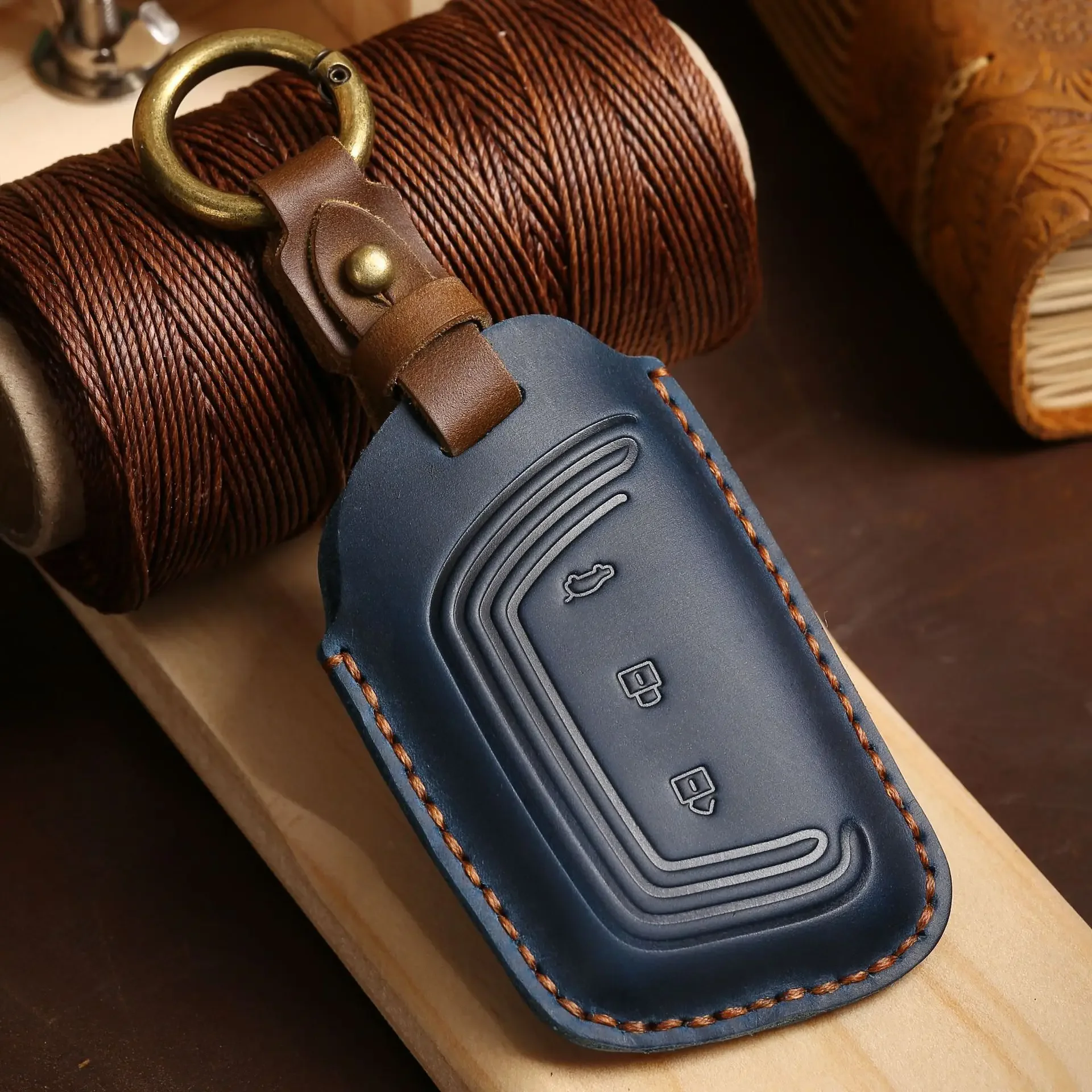 

1pc Leather Luxury High-quality Sports Key Case Cover For Baojun 530 510 630 730 360 560 RS-5 Keychain Holder Auto Styling