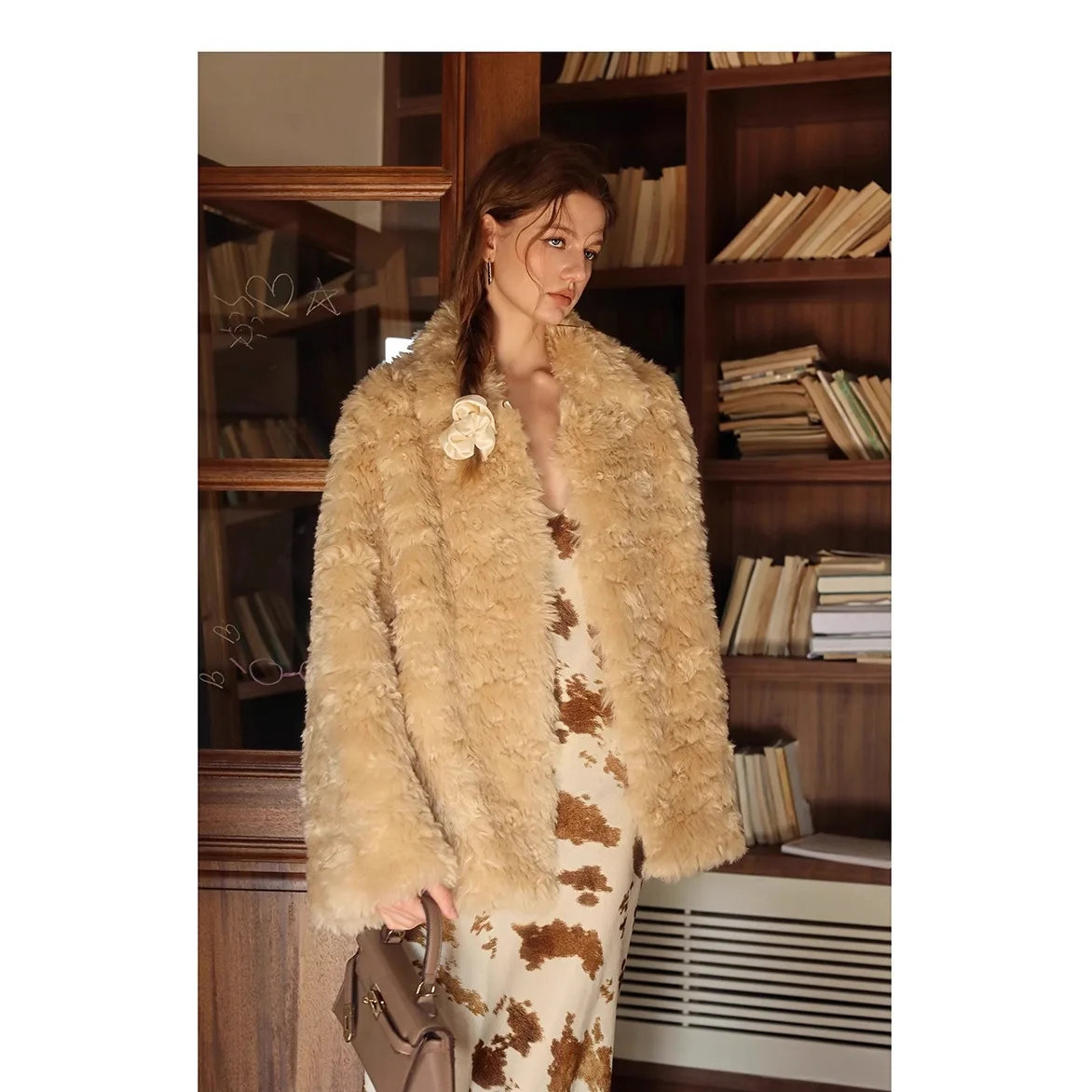 

Винтажная женская зимняя верхняя одежда из меха норки во французском стиле, однотонная женская куртка из искусственного меха с воротником во французском стиле, женская эко-пуховая куртка в Instagram-стиле