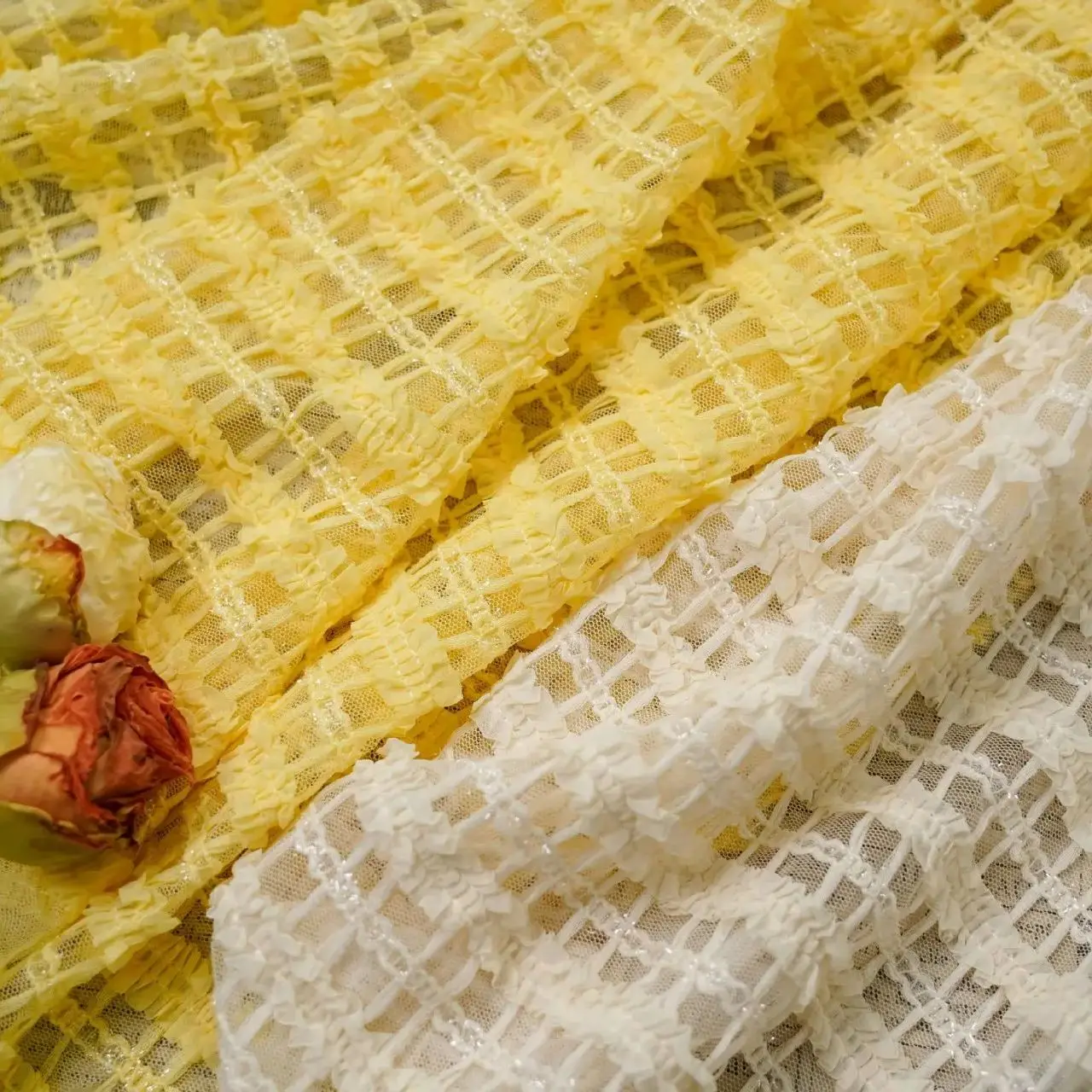 

High-quality 3D pleated lace square lace embroidered mesh fabric sweet wedding dress fashion lace decorative fabric by meter