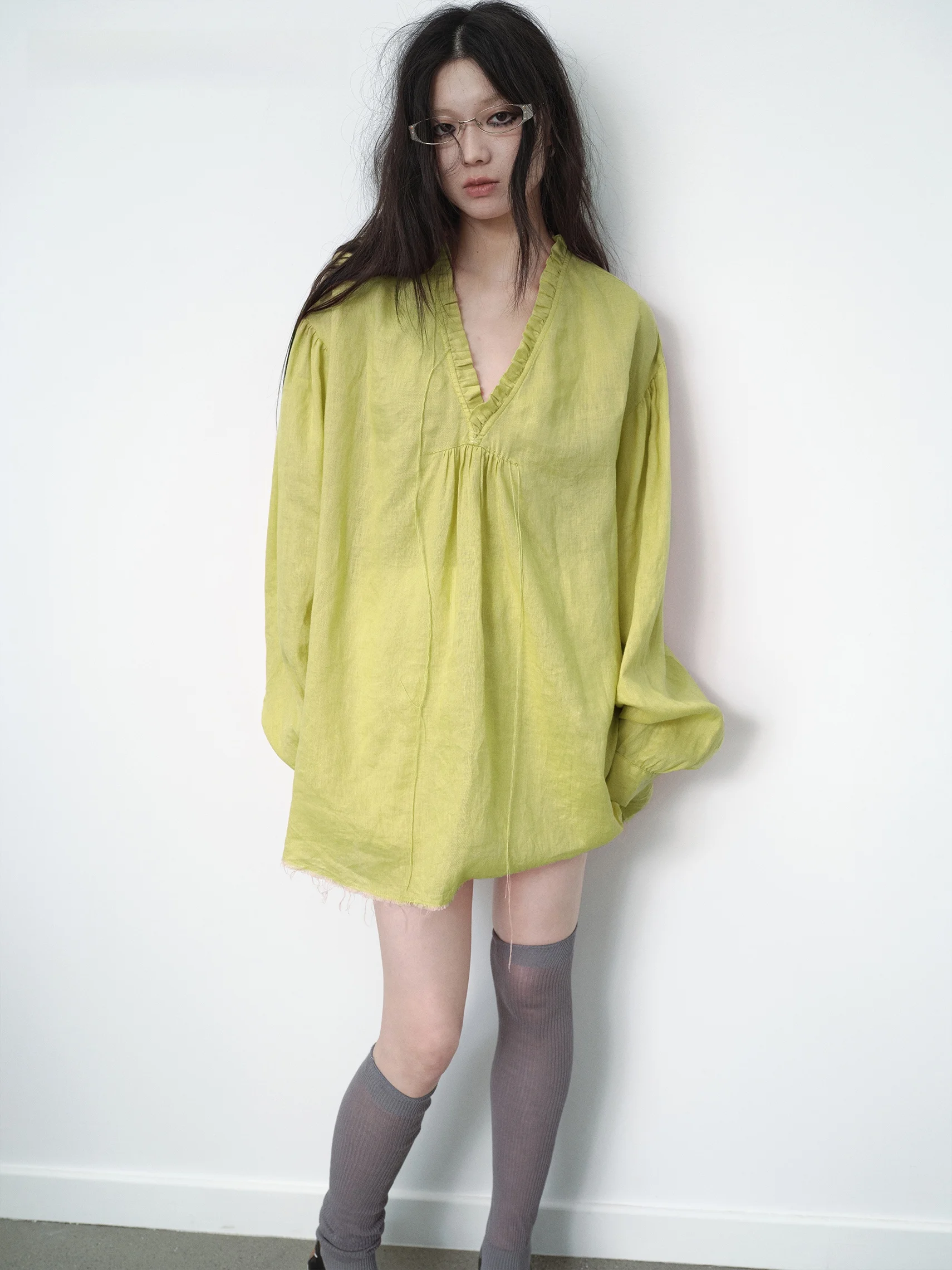 

VERMO Ele Color Loose Hand-Sewn Tassel Line Pure Linen Earlobe Cover irt Original Design Long Sve V-Ne Midi irt