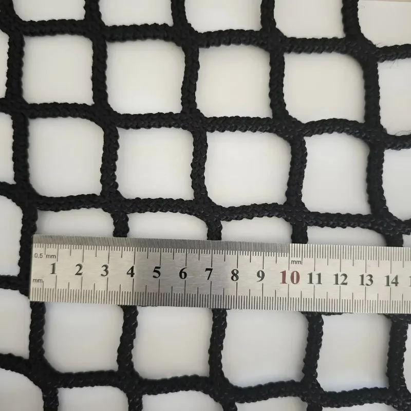 

Прочный мешок для медленного кормления с большой вместимостью, прочная и долговечная конструкция, подходит для ежедневного кормления лошадей, коз и овец.