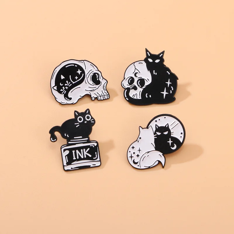 

Cartoon Punk Style Skull Black Cat Creative Brooch Alloy Pin Badge For DIY Bag Clothes Shoes Hat Scarf T-shirt Jeans Decoration