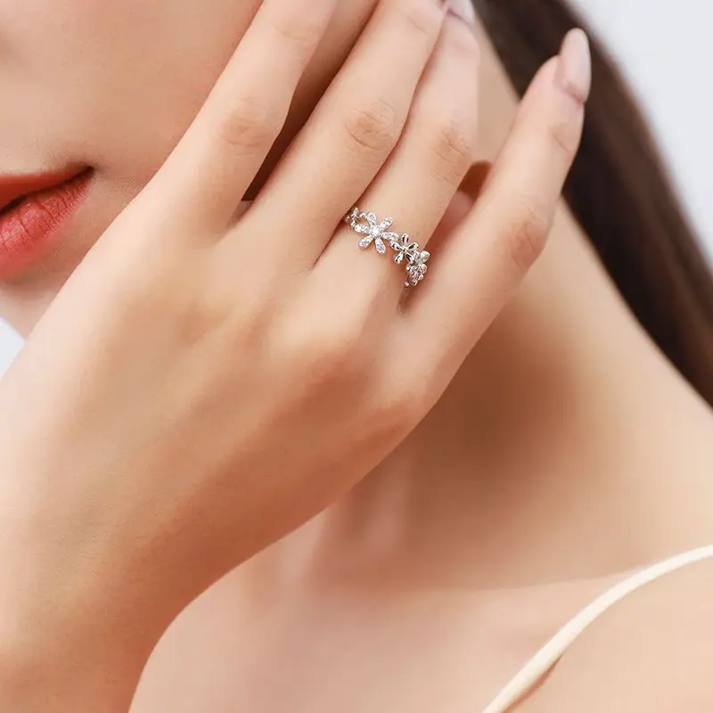 Karloch New 100% S925 Pure Silver Daisy Ring Women's Korean Version Fashion Light Luxury Ins Valentine's Day Gift Accessories