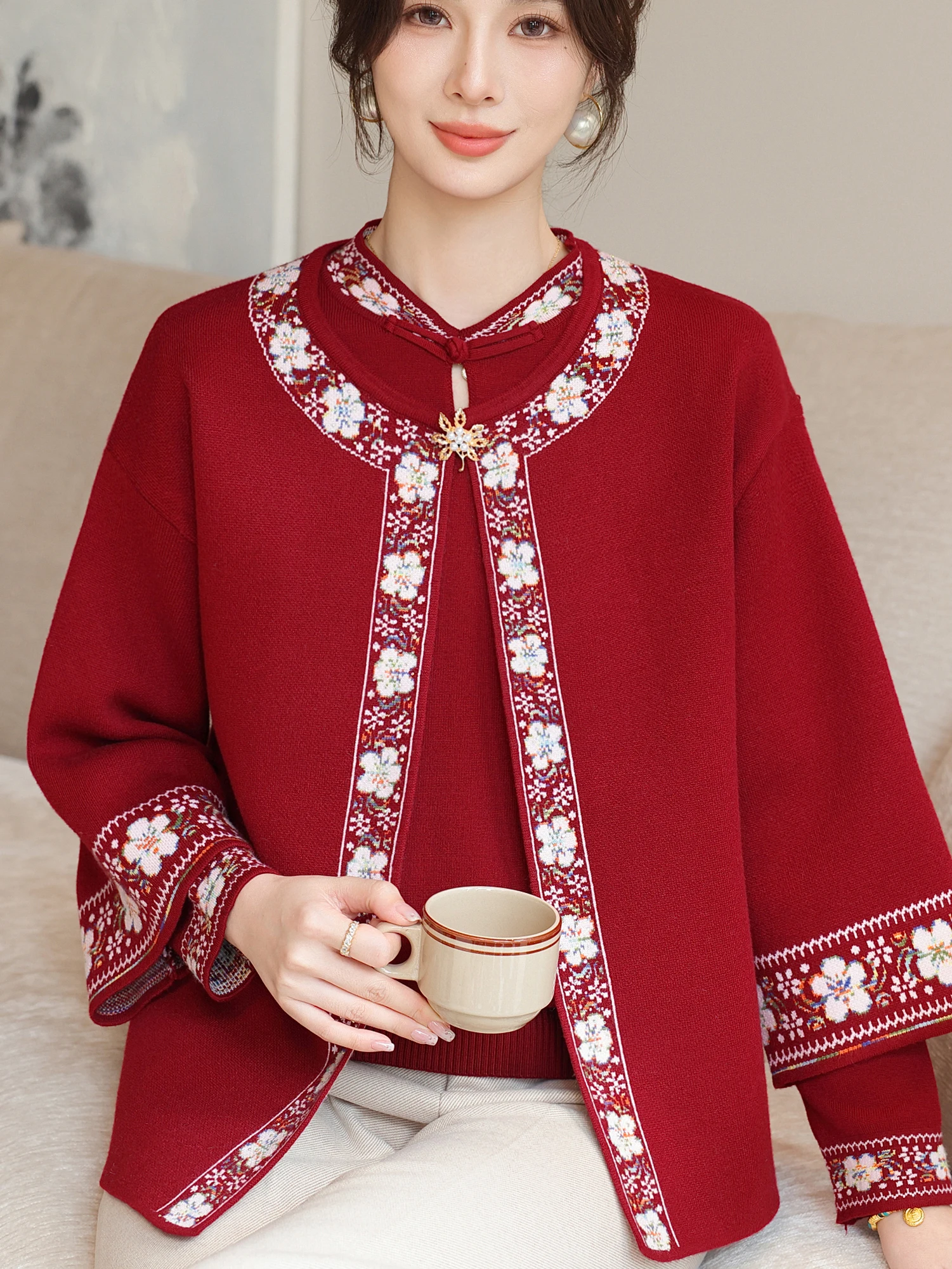 

Ele Knitted Two-Piece Set for Mom Midlife Women Faionable Embroidered Top New Chinese Sle Sweater Casual Loose Fit