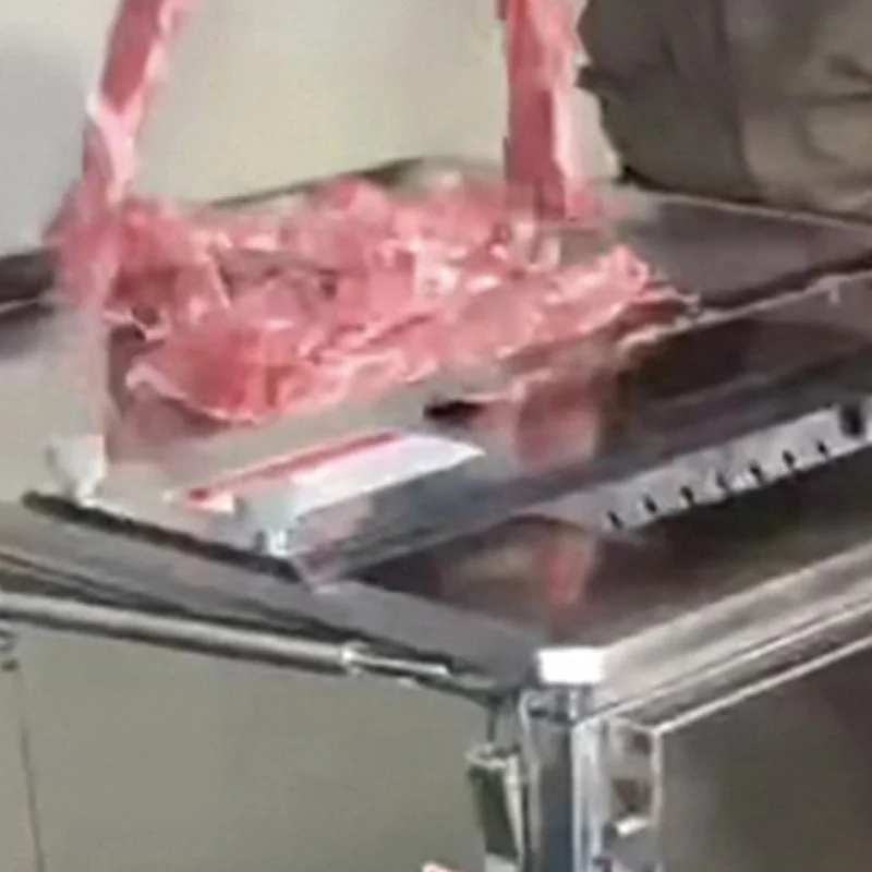 High Efficiency Rib Cutter Whole Chicken Slicer for Slaughter Meat Plants Fresh Bone-In Meat Poultry Cutter for Meat Slicing