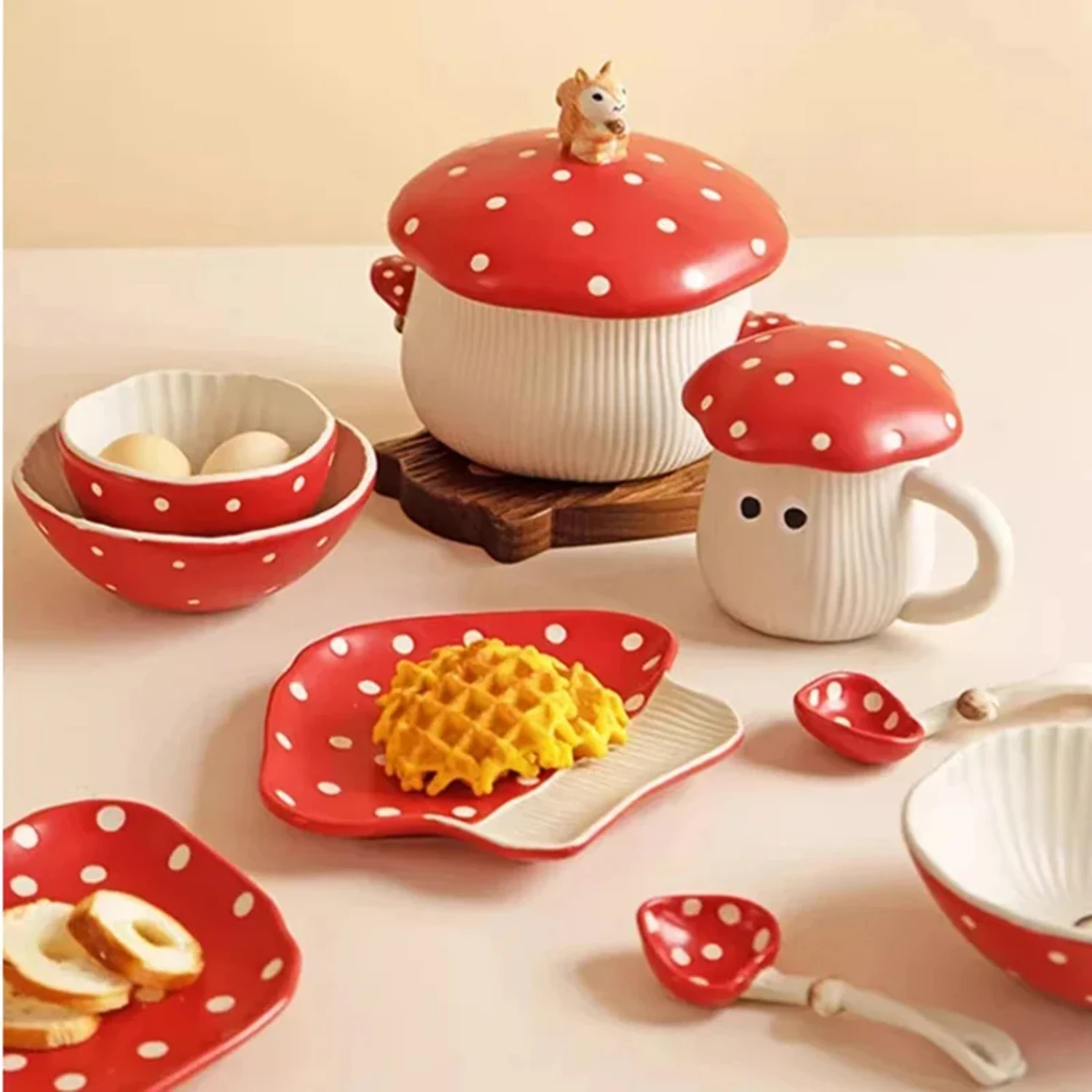 Cute Red Mushroom Tableware Cartoon Mushroom Ceramic Mugs Coffee Cup Saucers Pot Plate Bowl Kitchen Dinnerware  Year Gifts