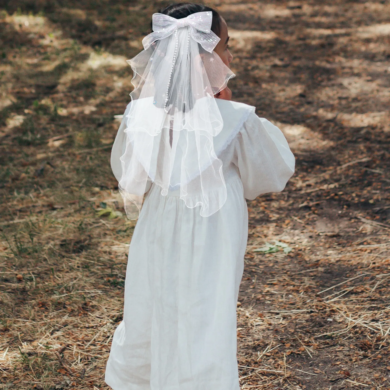 

Hair Clip for Girls Soft Embroidered Bow Wedding Headpiece Comfortable Fit for Photos Banquets Bachelorette Party