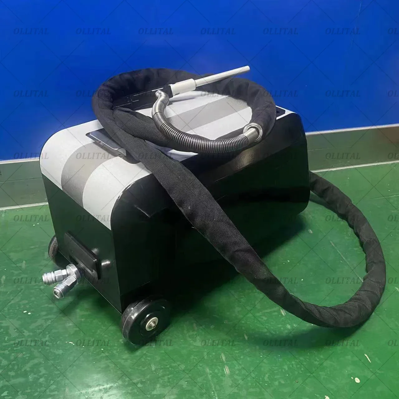 Portable Dry Ice Blasting Machine, Small Dry Ice Cleaning Equipment for Leather & Soft Material Surface Treatment