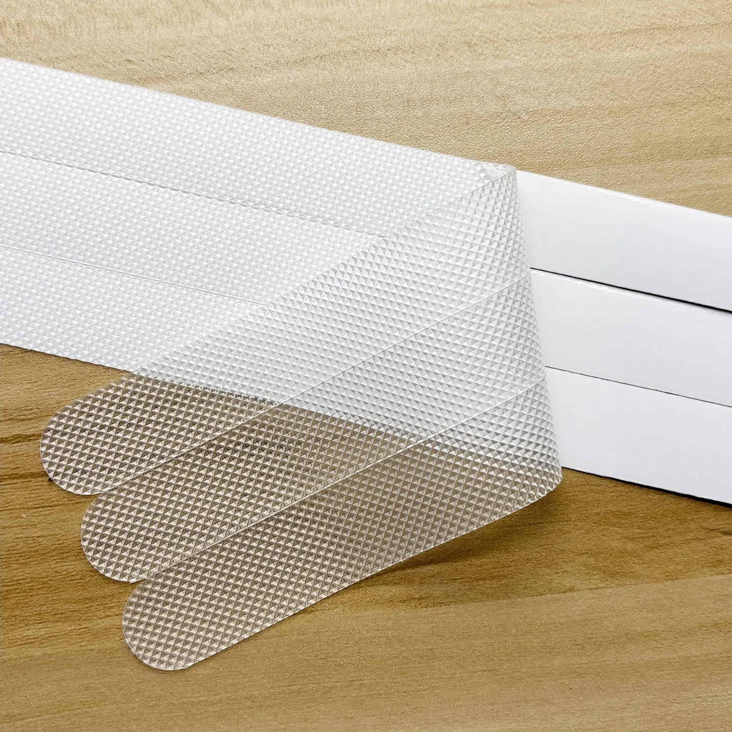 12pcs Multi-purpose anti-slip pre-cut strips, used for anti-slip in shower rooms, table mats, indoor stairs, and washbasins - view 6