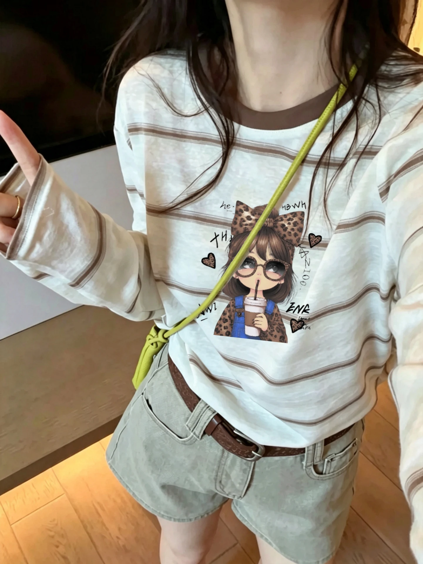 Retro Korean Long Sleeve T-Shirt Women's Cartoon Print Anti-Aging White Stripe Snowflake Cotton Sunshade Cover up