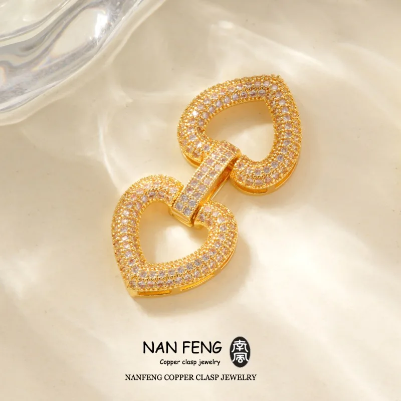 

18K gold-plated love full of zirconium hollow pearl pendant with handmade jewelry universal connection buckle.