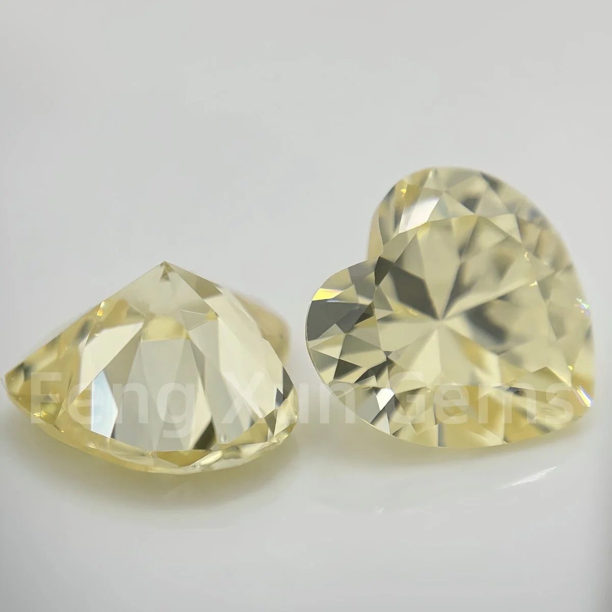 

Light Yellow 5A Heart Shape Cubic Zirconia Stone Brilliant Cut Loose CZ Synthetic Gems Beads For Jewelry