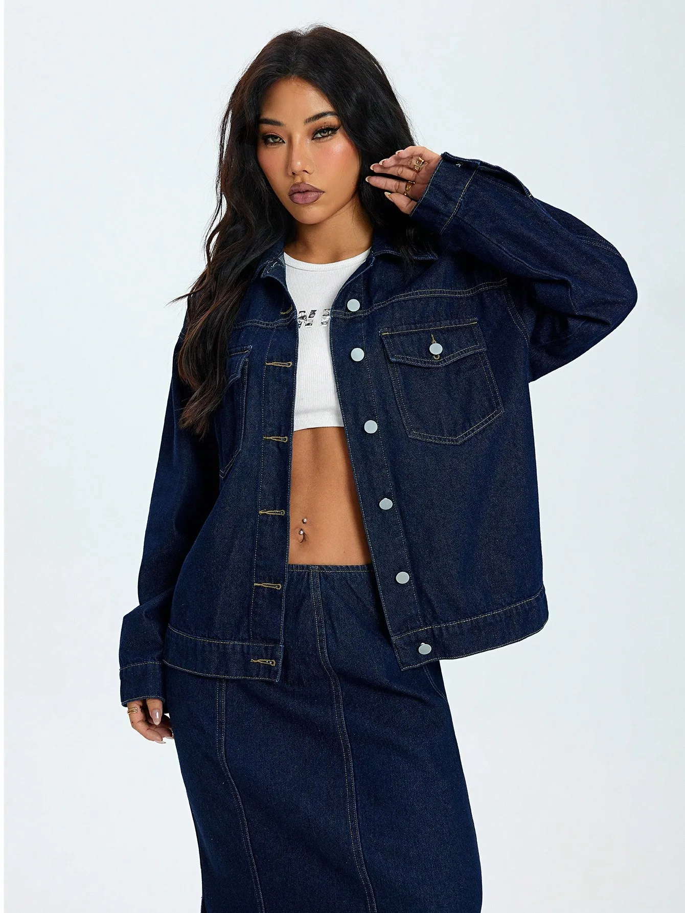 

Women's Loose Fit Denim Jacket with Front Buttons, Casual Street Style Blue Jean Coat