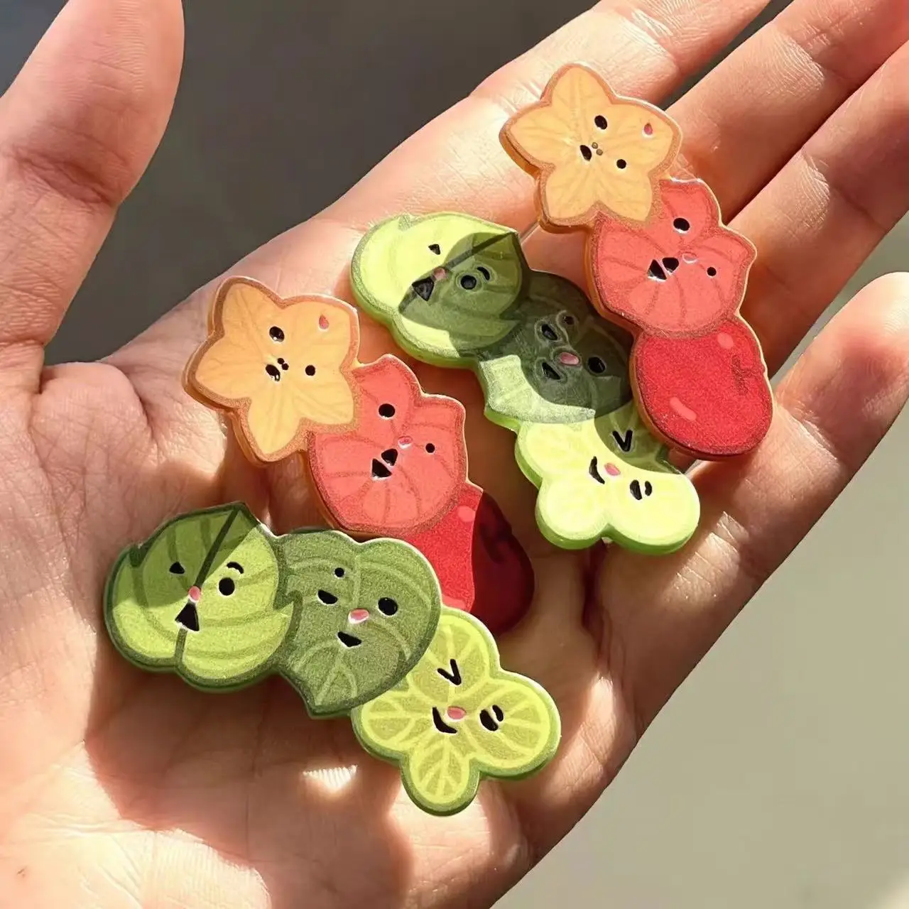 

Funny Smile Face Leaves Crab Hair Claw Creative Colorful Acrylic Crab Hair Clips Trendy Sweet Hairpin Hair Accessories for Women