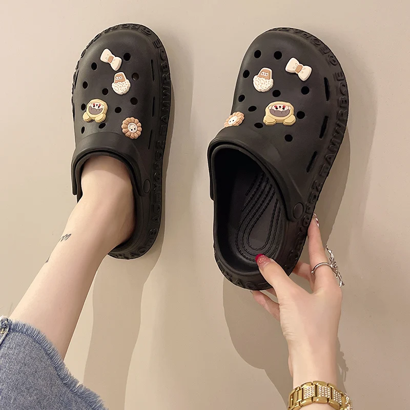 New Sandal Slippers DIY Cute Cartoon Clogs Women Mules Summer Beach Sandals Cave Hole Female Garden Shoe For Students Girls