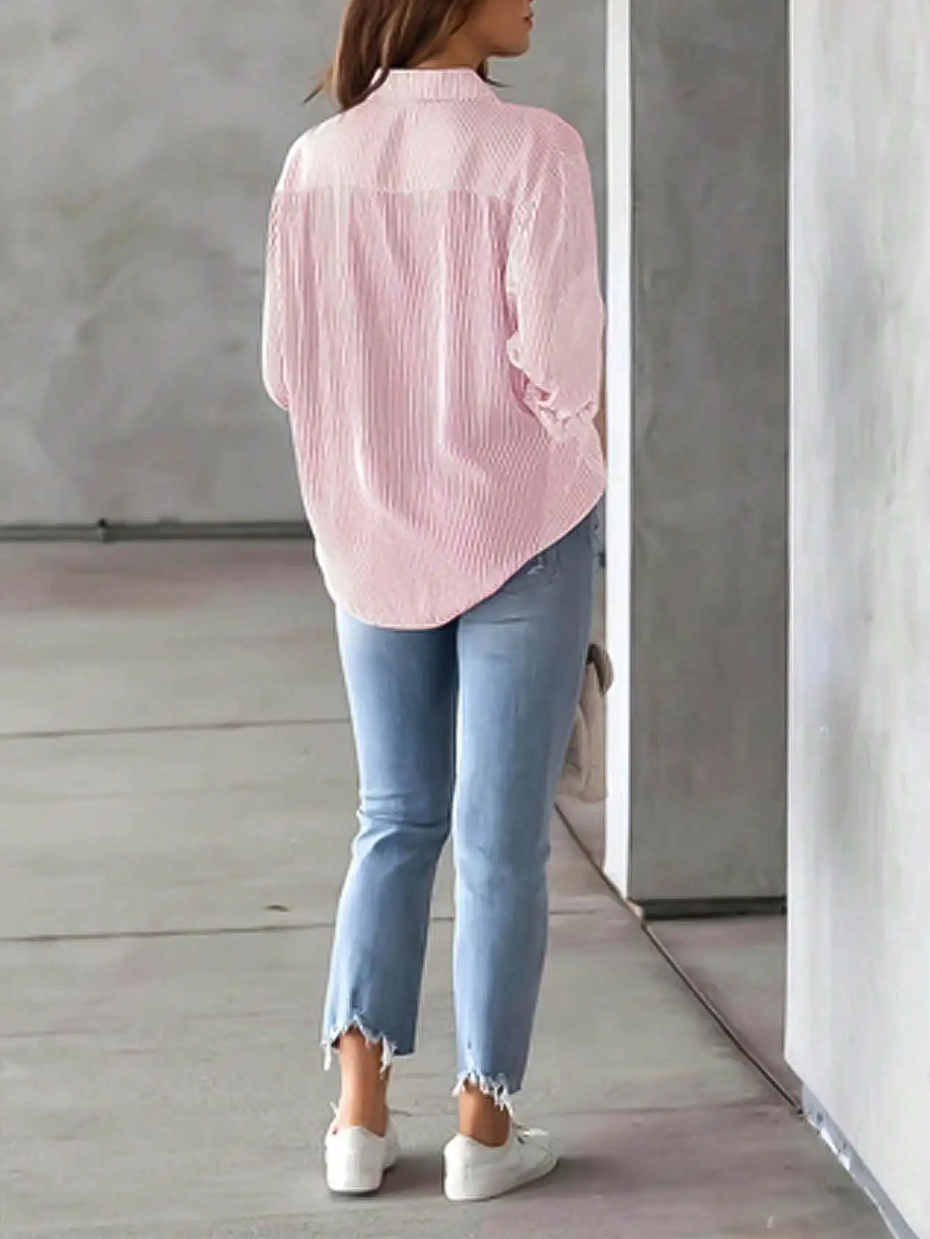 

Розовая полосатая повседневная блузка с длинным рукавом для женщин, свободного кроя