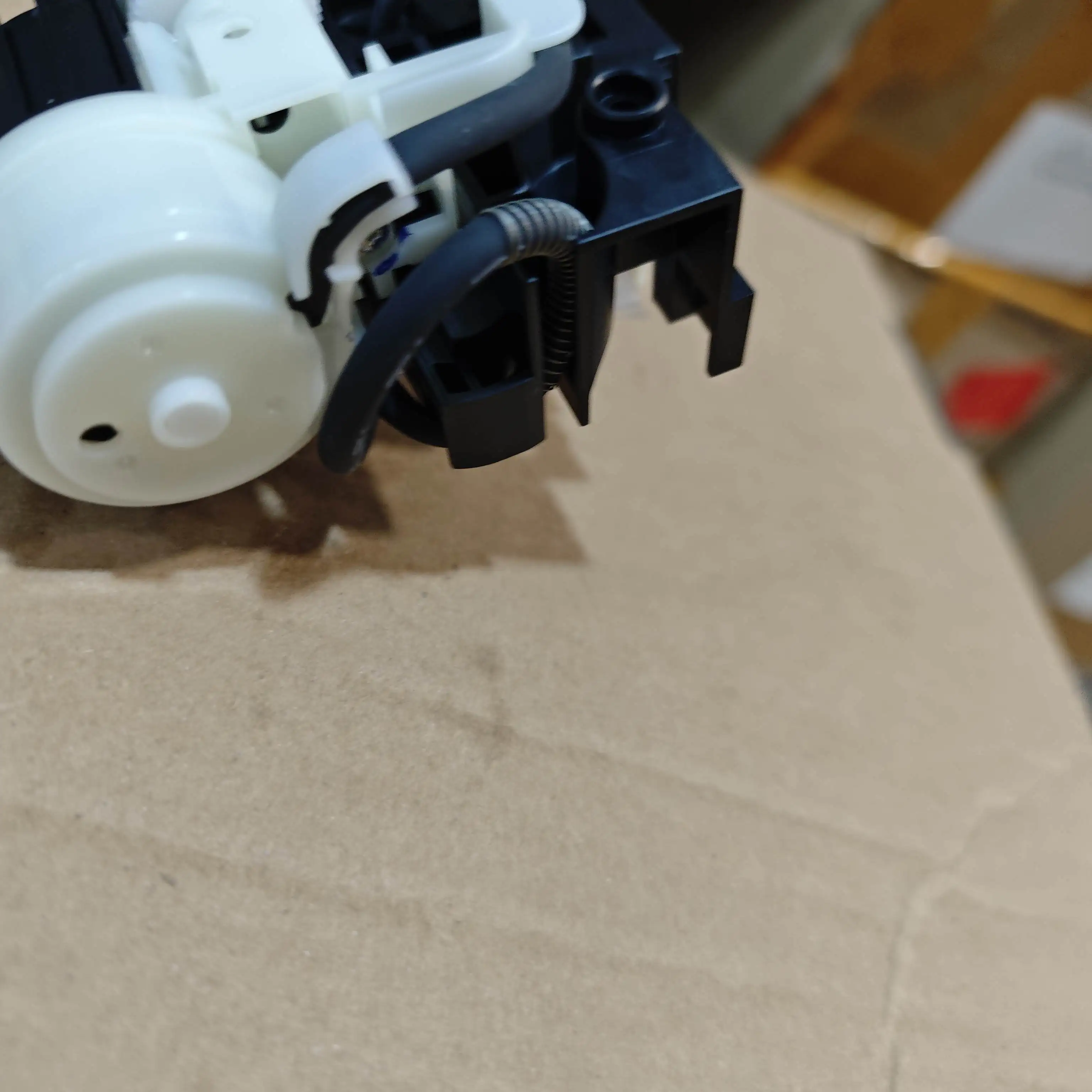 

1880515, оригинальный новый чернильный насос для Epson L18058 L8058 L8168 L8188 L18050 L8050 L8180 L8160, чернильная система в сборе